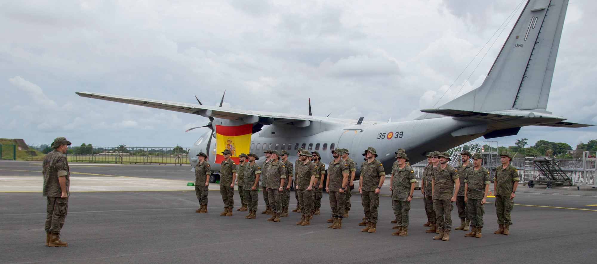 Más de 4.000 horas de vuelo del destacamento “Mamba” en Libreville