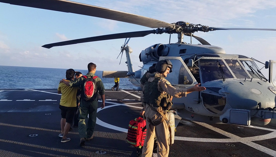 El “Patiño” evacúa a un marino filipino por emergencia médica en aguas próximas a Seychelles