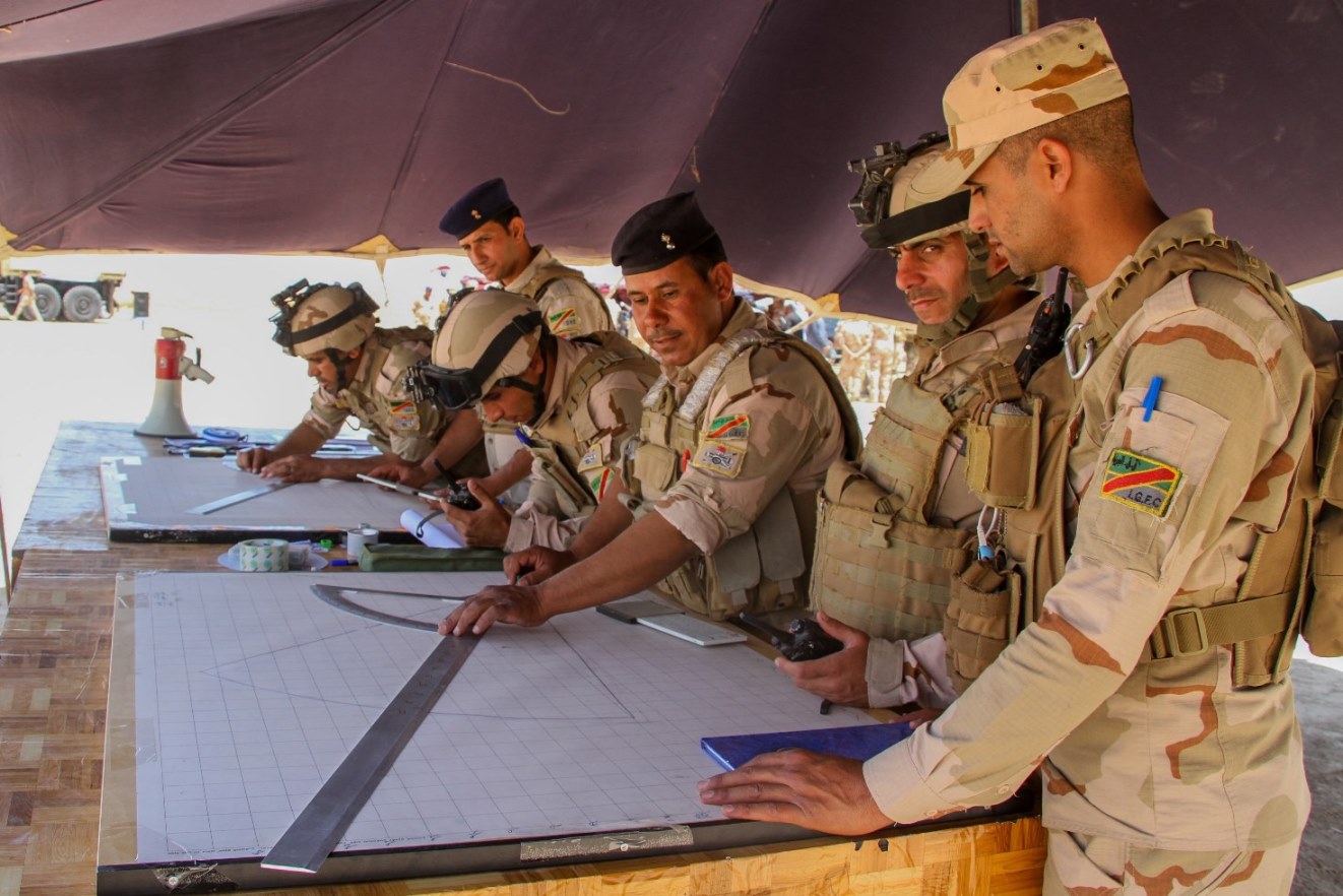 Los instructores de las Task Forces Besmayah y Monsabert trabajan codo con codo en el adiestramiento del Ejército iraquí