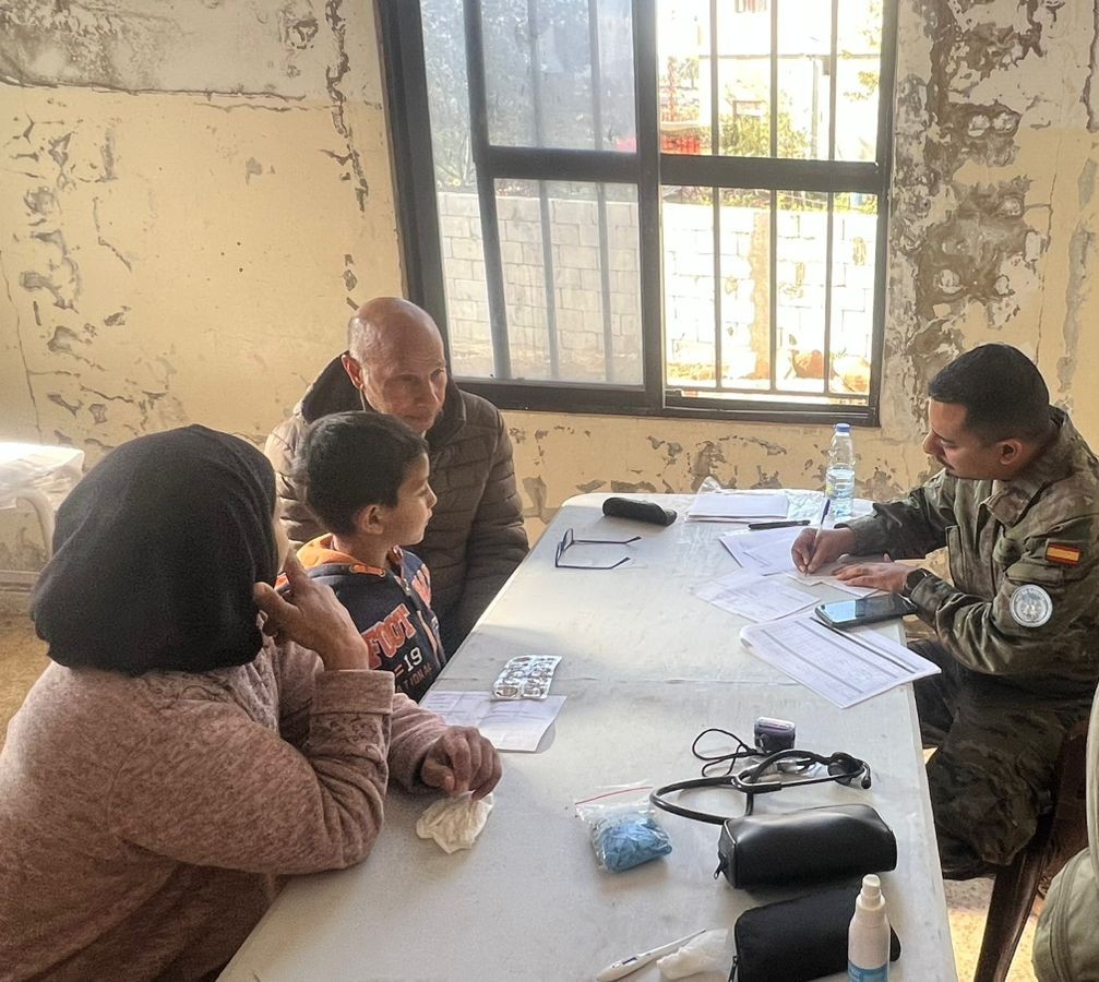 Appointment with the Spanish contingent doctor