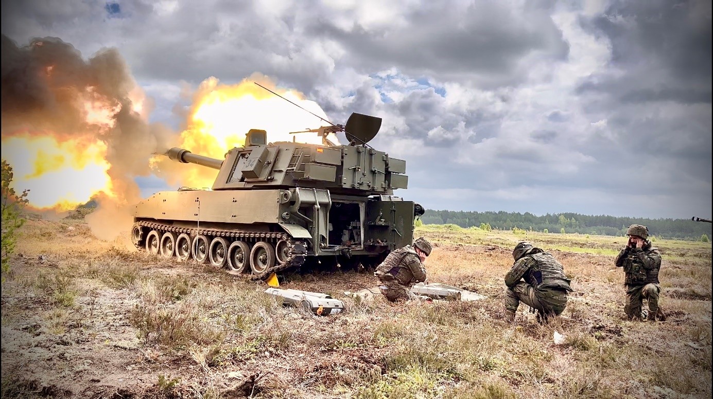 Fire support by the Field Artillery battery