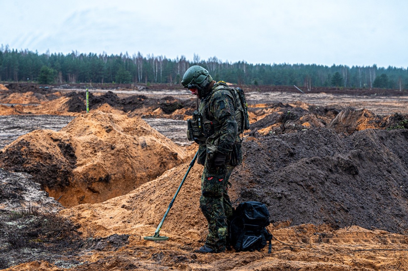 German military checks mine clearance in the open gap