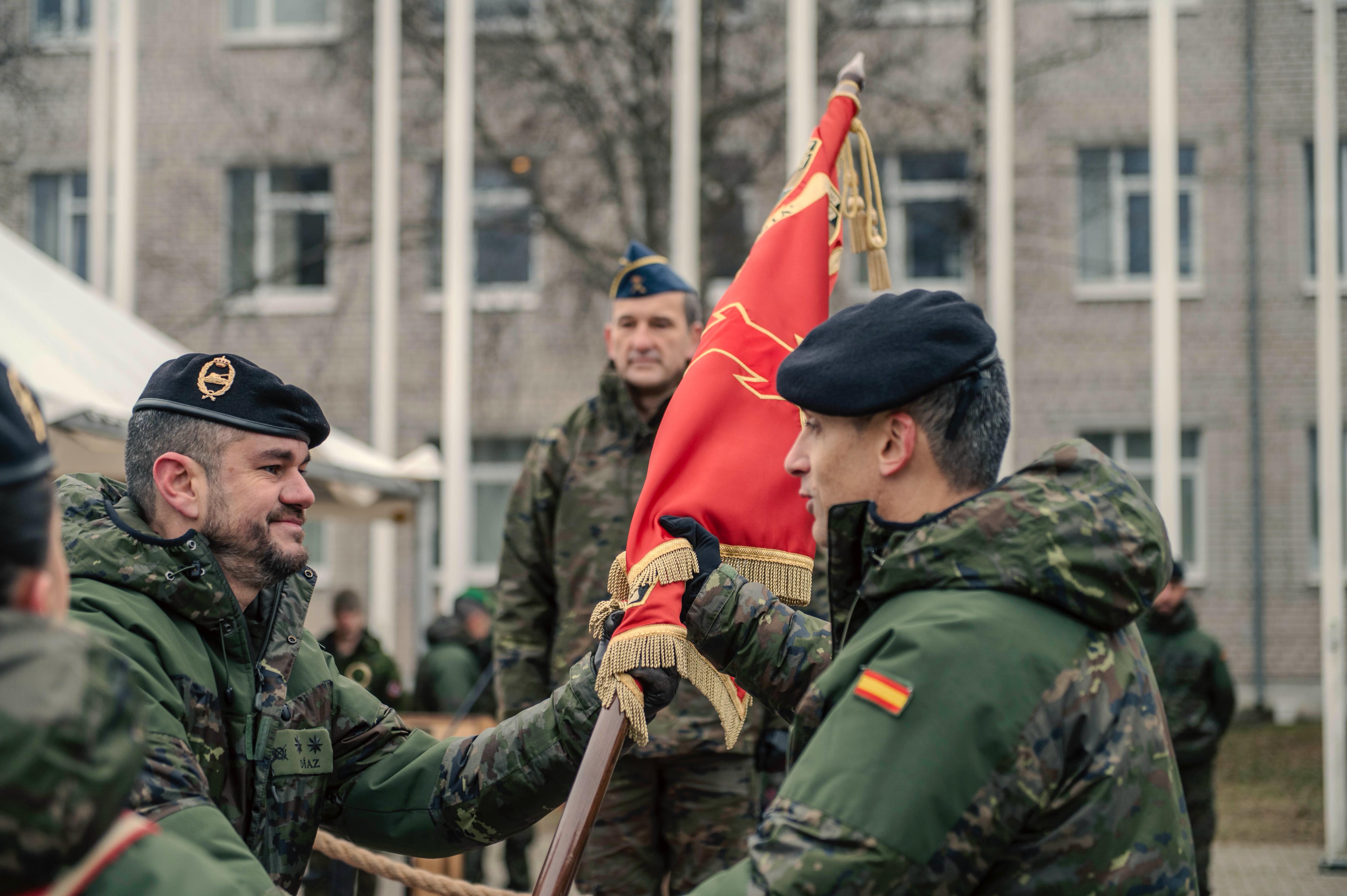 Transfer of the mission flag