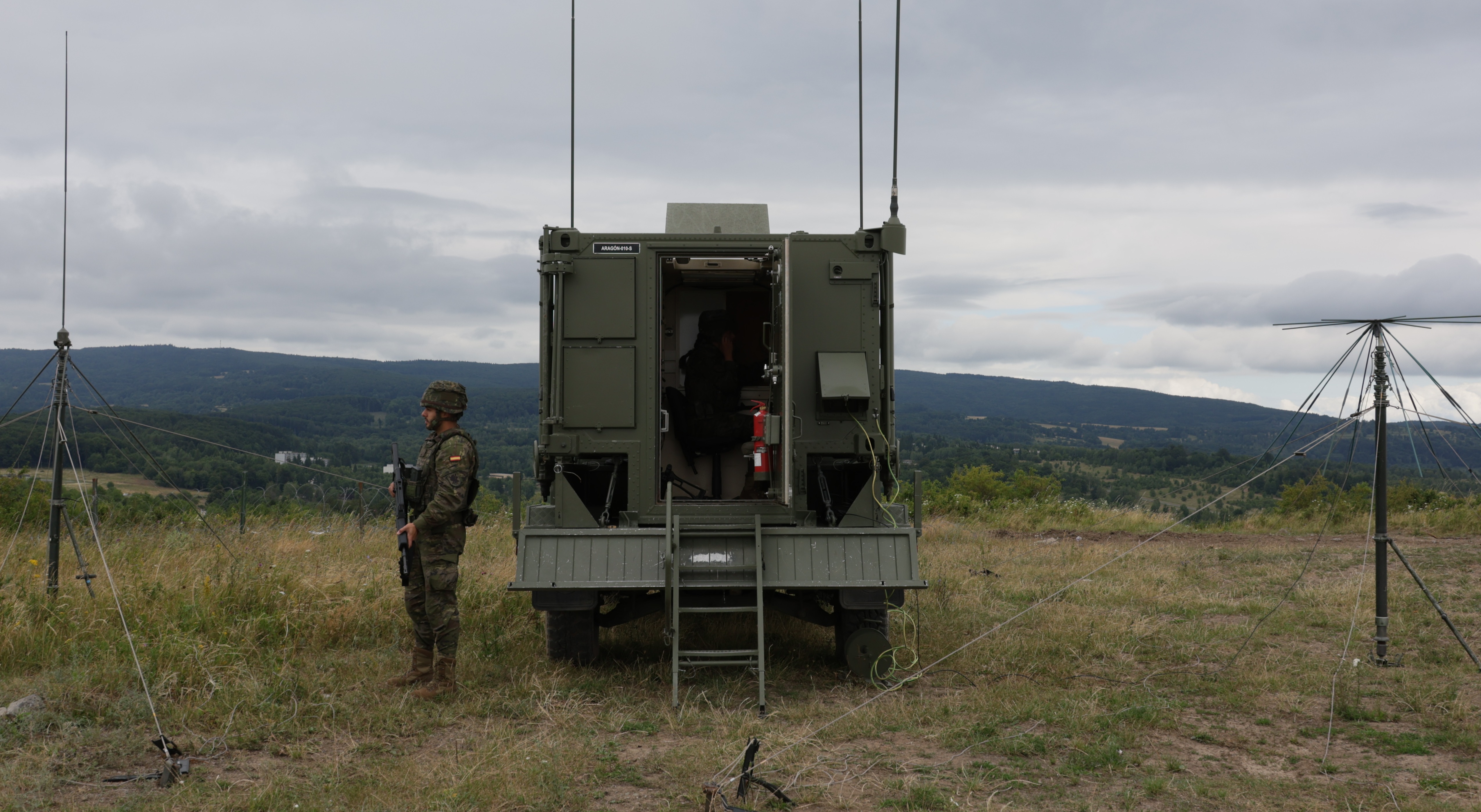 Tactical communication combat vehicle ‘Aragón’ integrated in the tactical exercise in the MTA Lešt