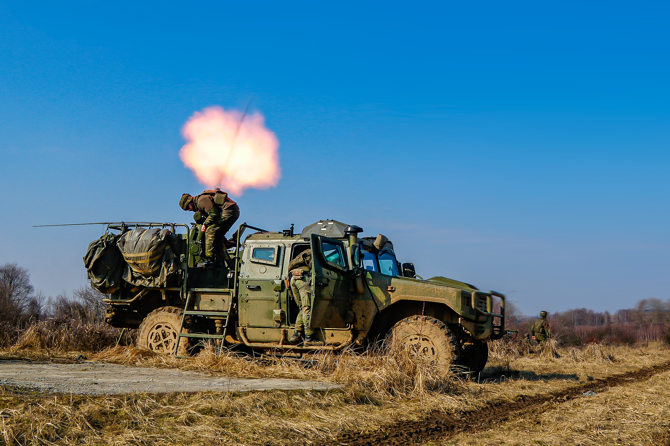 Vehículo VAMTAC CARDOM, para transporte y fuego de morteros