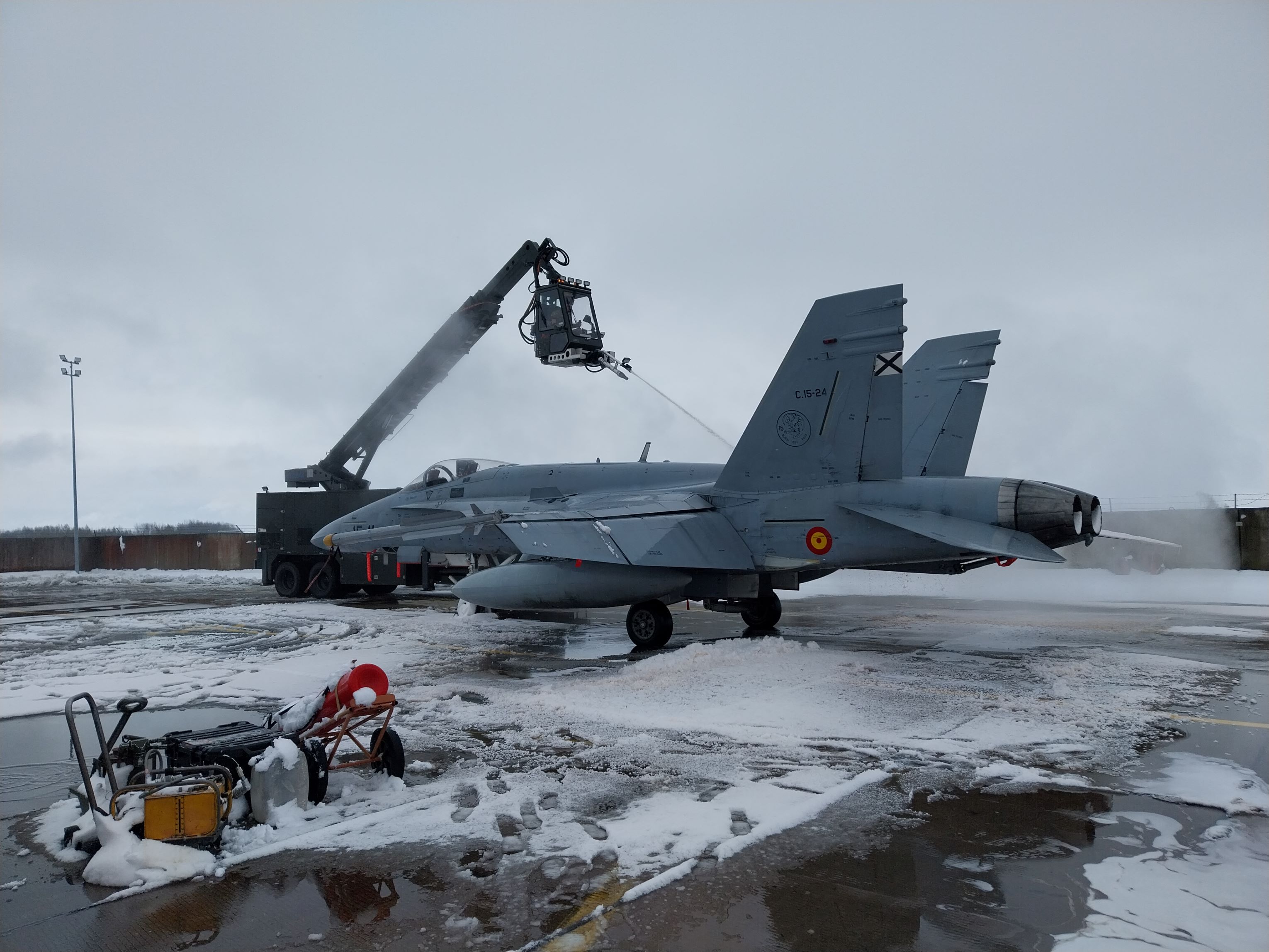 F18 thawing with Lithuanian machinery