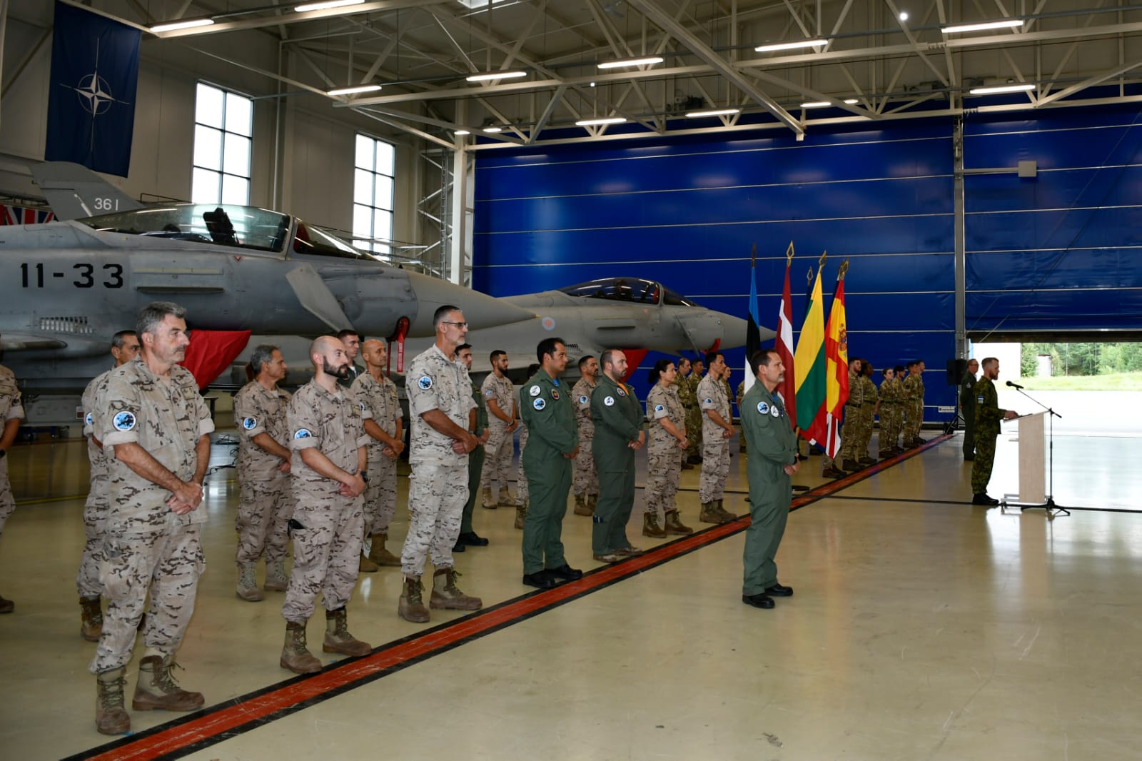 Spanish and British military personnel during the ceremony