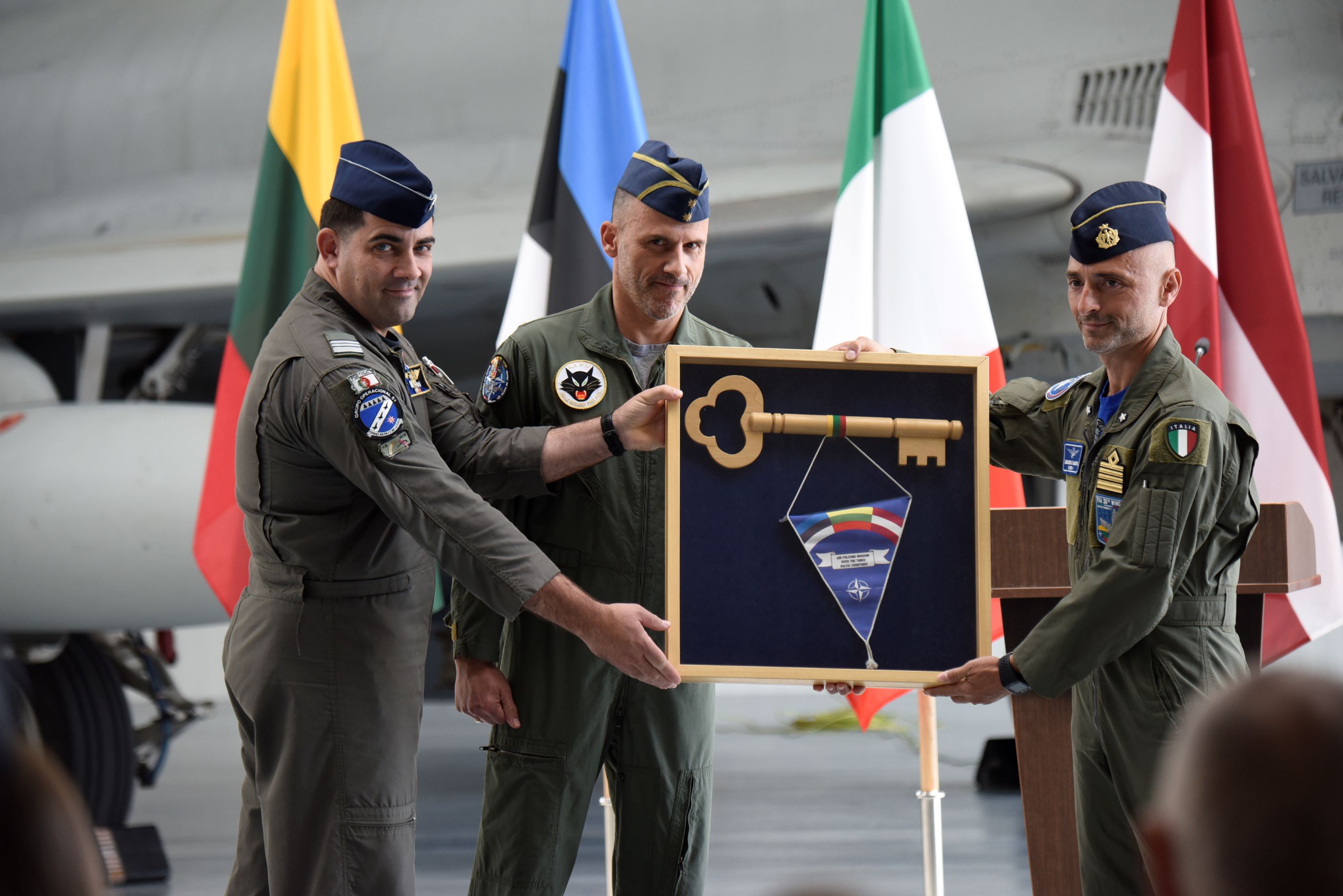 Handover of the ‘symbolic key’