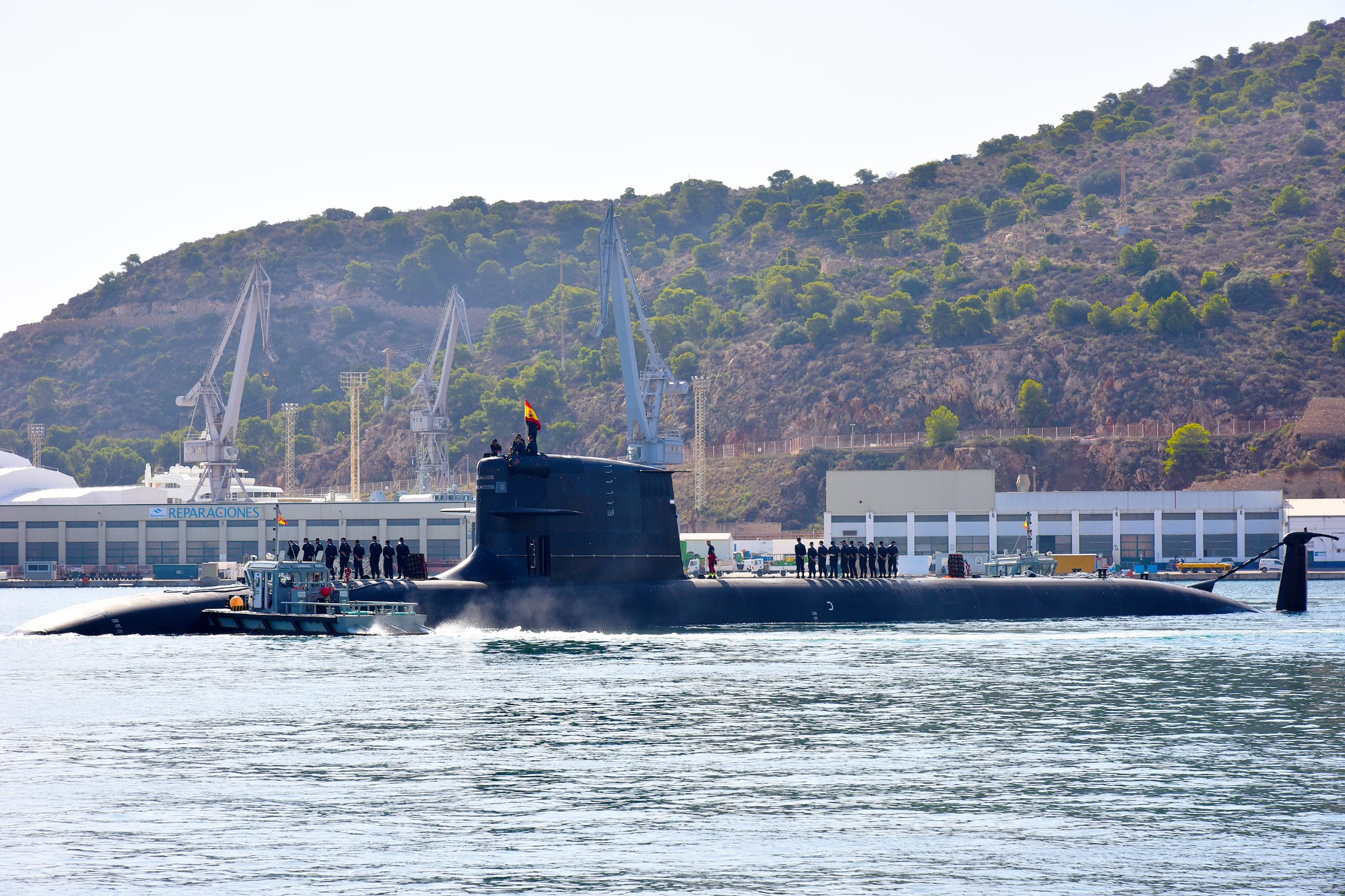 Farewell to the submarine 'Isaac Peral'