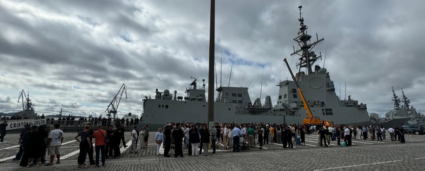 Farewell ceremony for the frigate