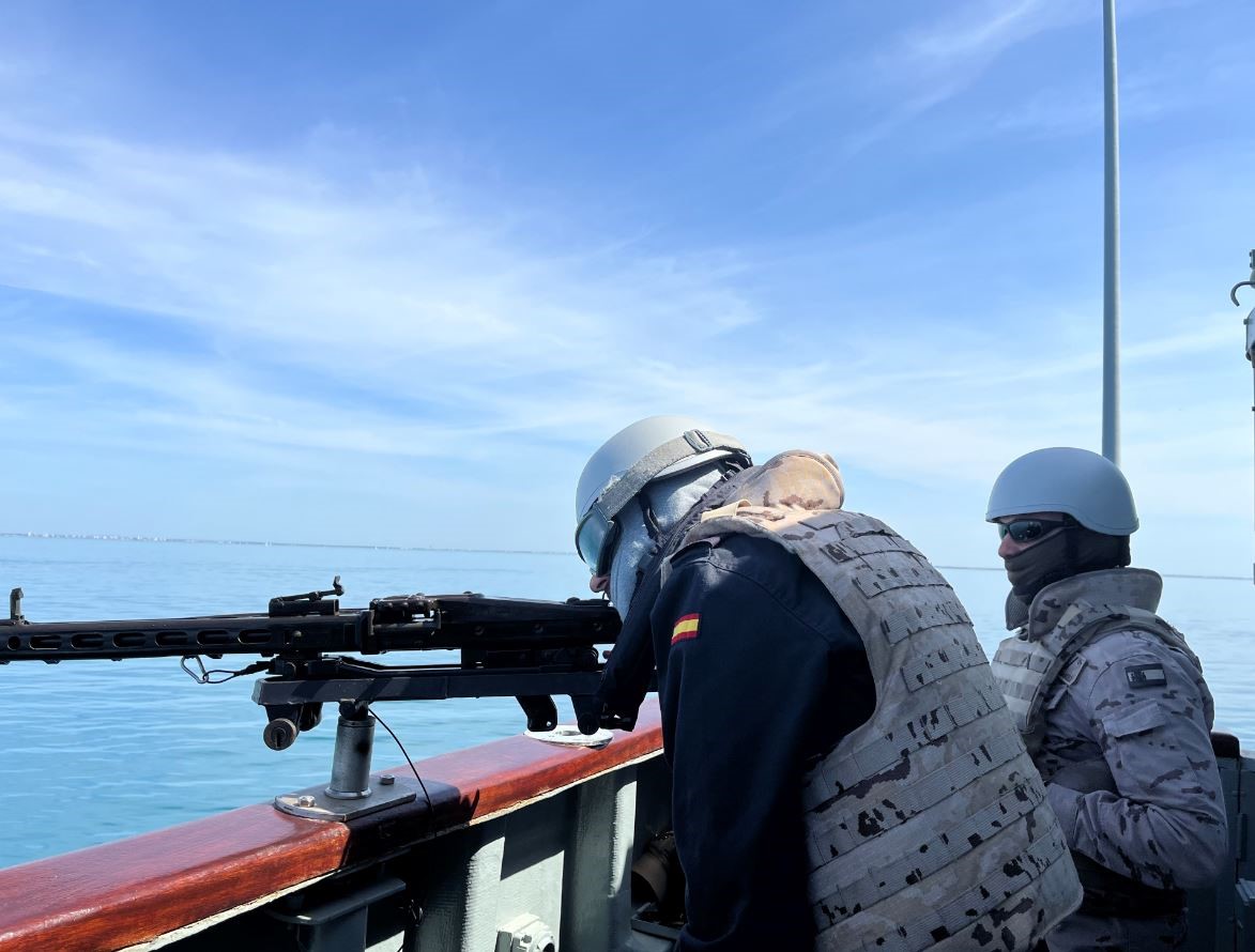 Crew of the minehunter M-31 'Segura' reacting against a fast boat attack.