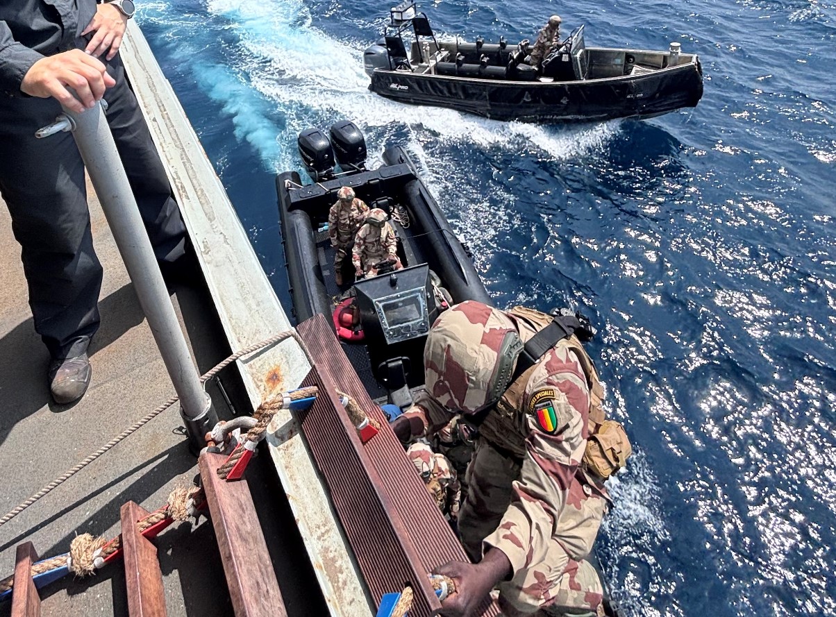 Boarding phase aboard the Rayo