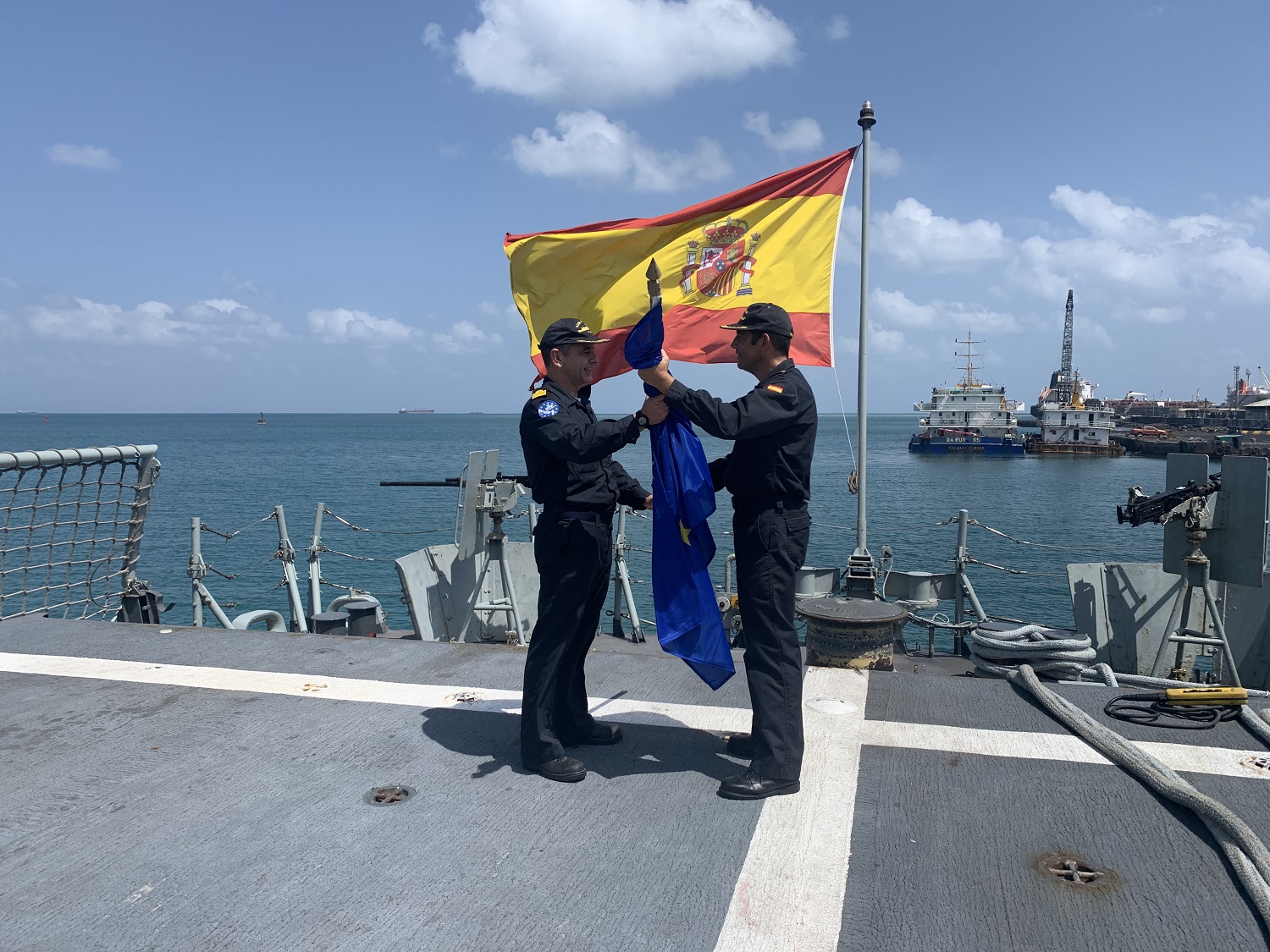 The frigate 'Numancia' takes over from 'Victoria' in Operation Atalanta