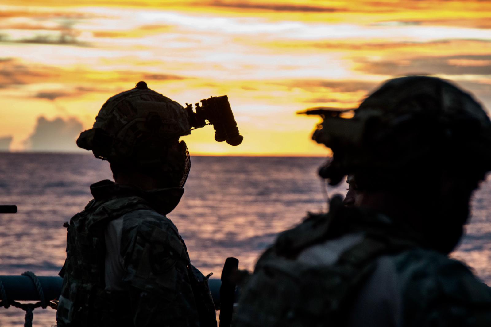 The Special Naval Warfare Force Team of Marine Infantry contributes to security in the Somali coasts