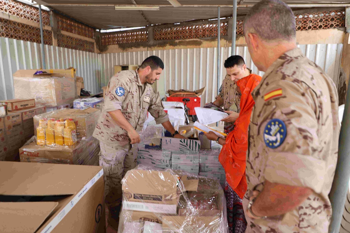 Humanitarian aid supervision by military personel