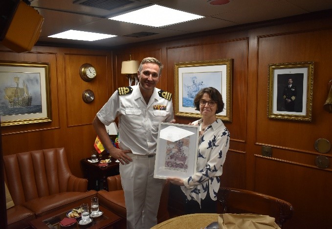 Signing in the Book of Honour and exchange of presents