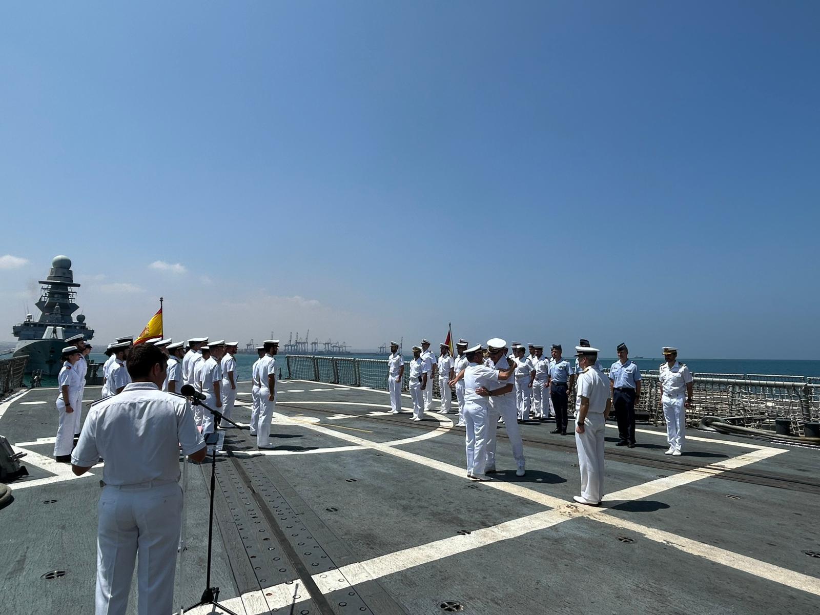 Take-over ceremony, on board the Santa Maria, between the two Spanish frigates