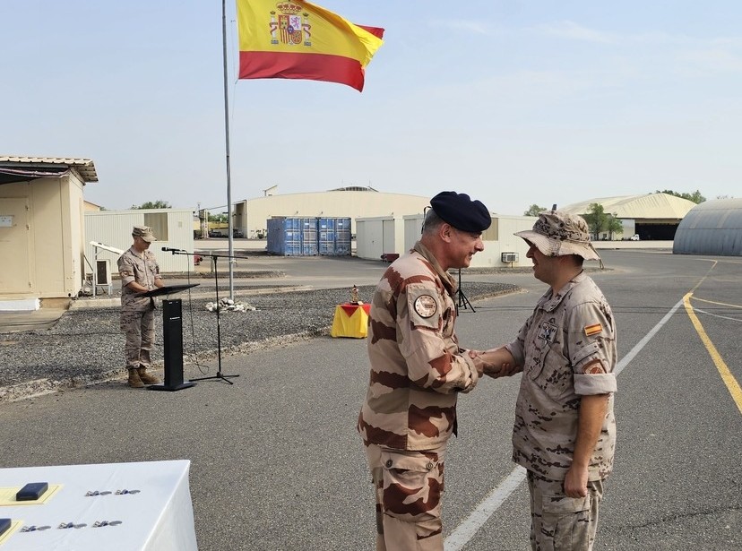 Salute after the decoration