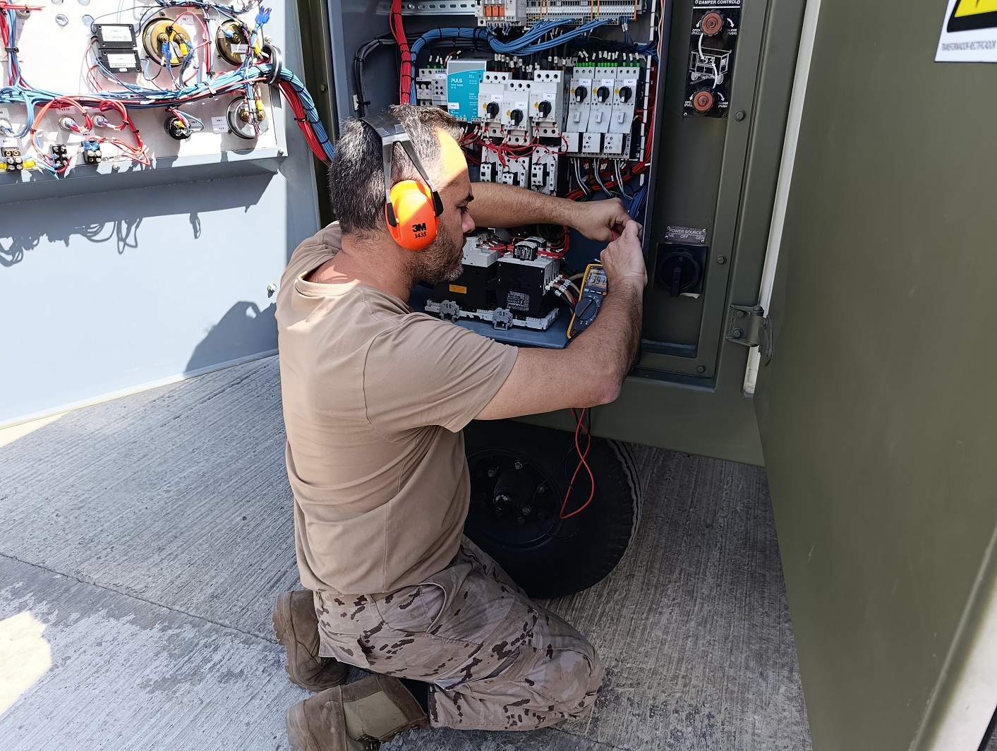 Electrical inspection of Aircraft Ground Equipment