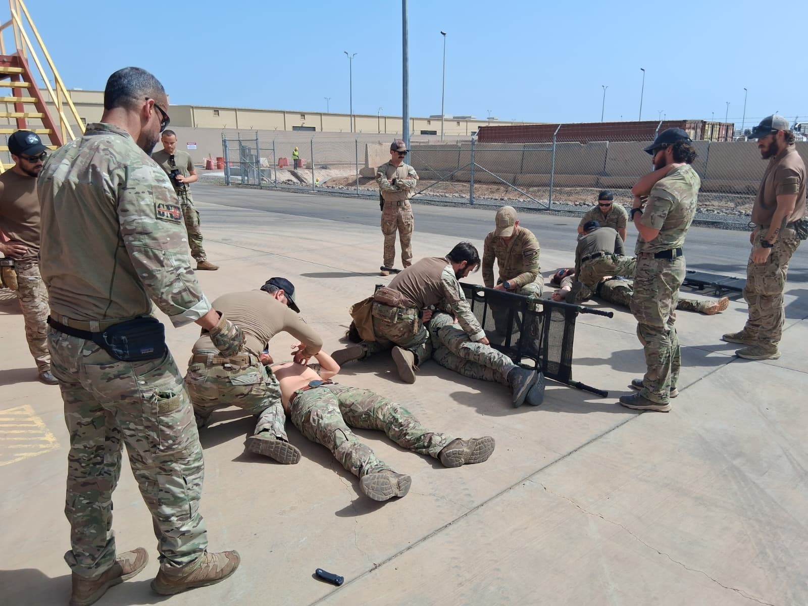 SOMTU personnel conducting a combat casualty care exercise
