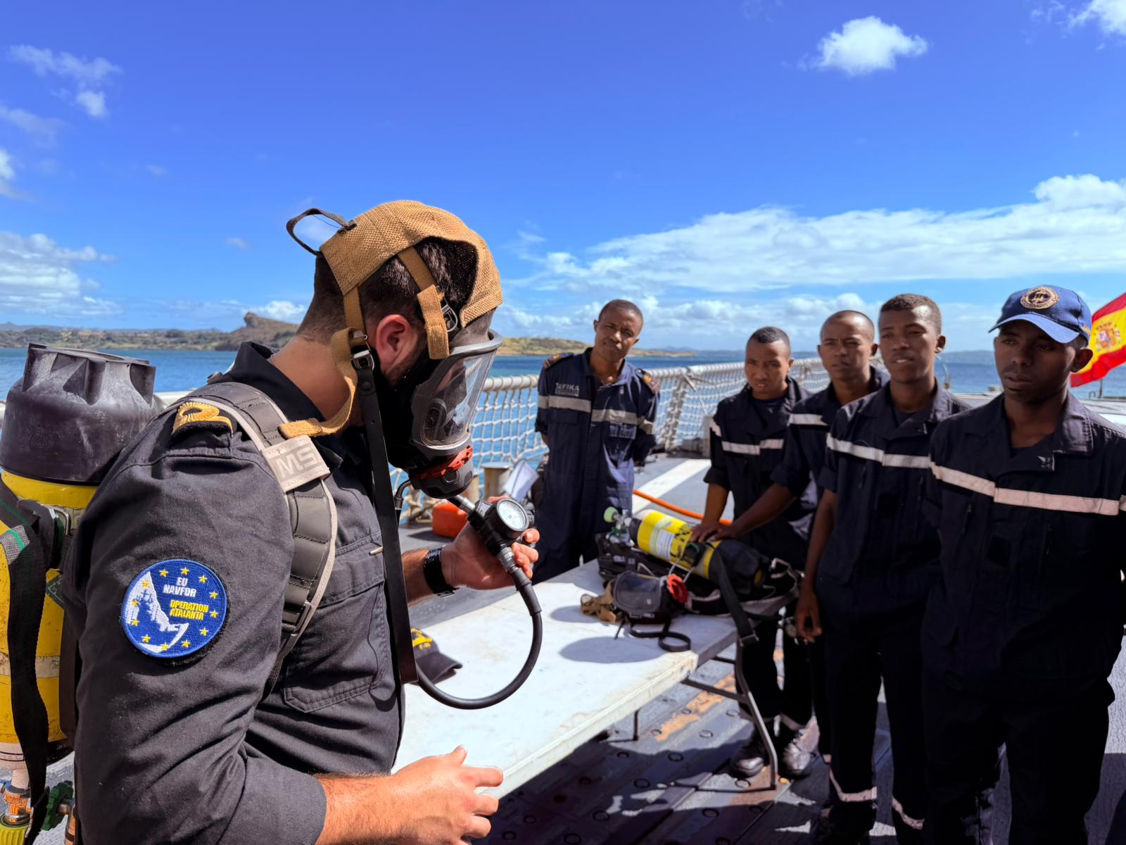 Adiestramiento con la marina malgache