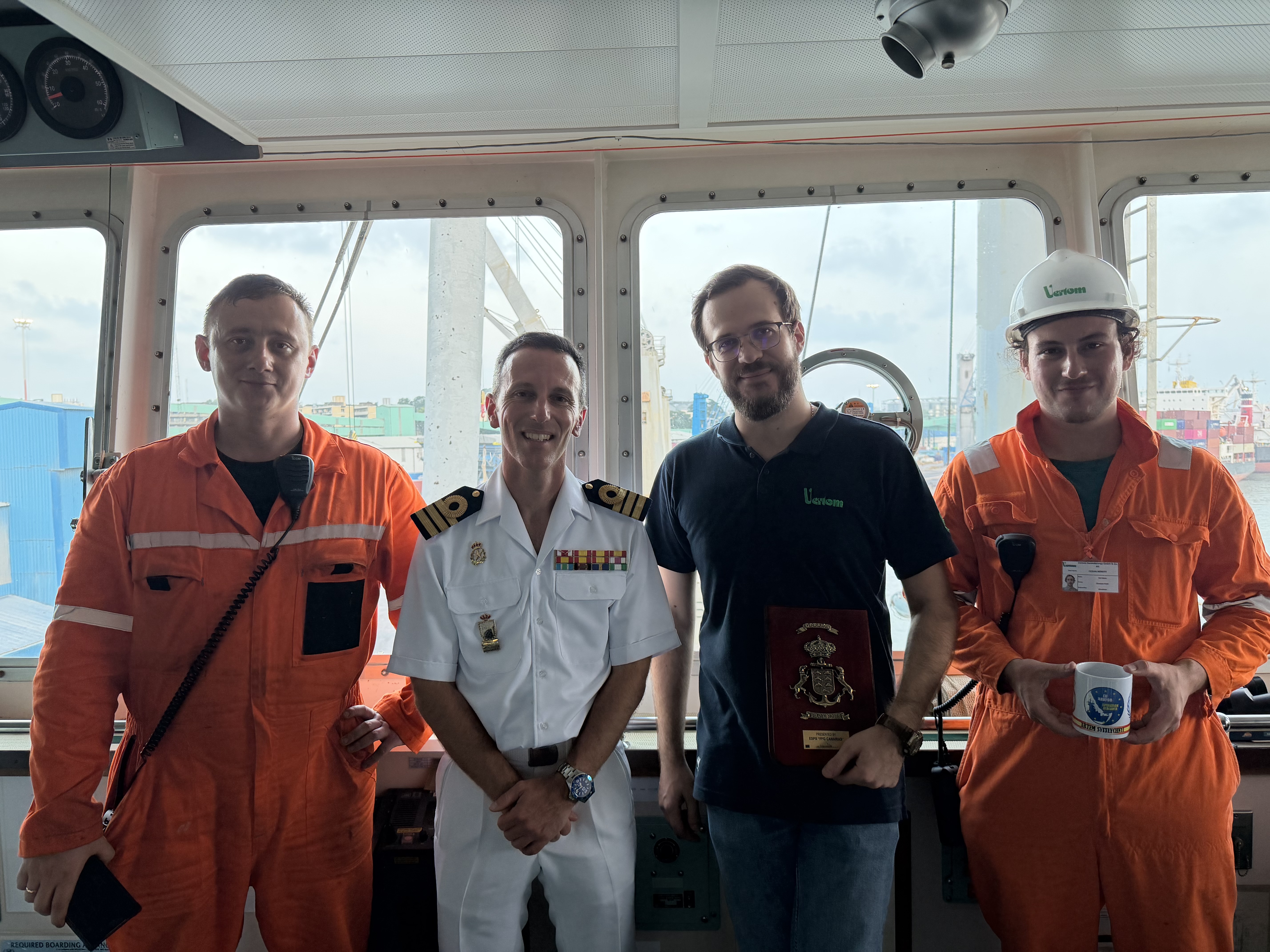 Visit aboard the cargo ship ‘Ocean Benefit’