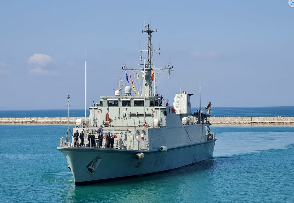 The minehunter `Tajo' sails in training