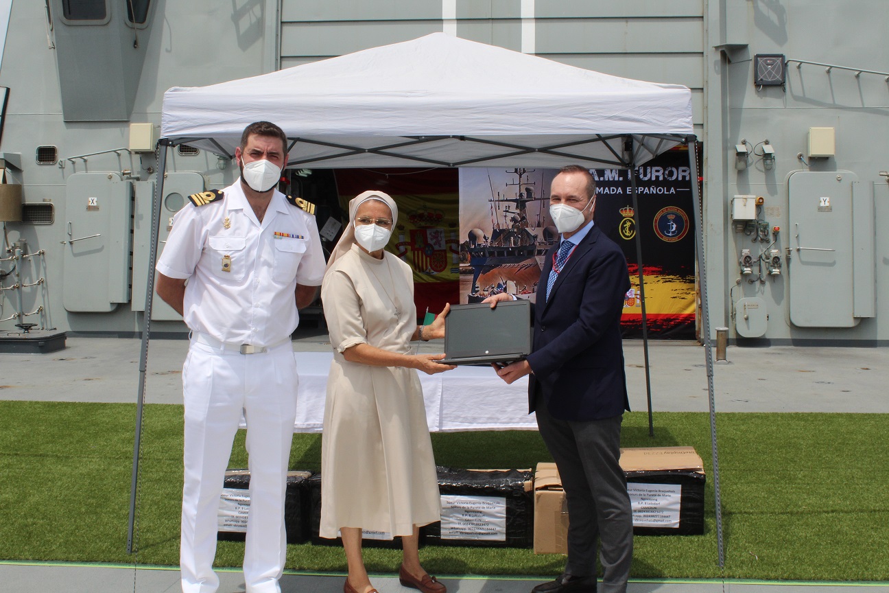 Give away ceremony on board the Spanish vessel