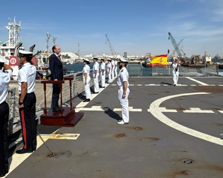 Commanding Officer of OPV Furor welcoming the Ambassador of Spain to the Islamic Republic of Mauritania on board