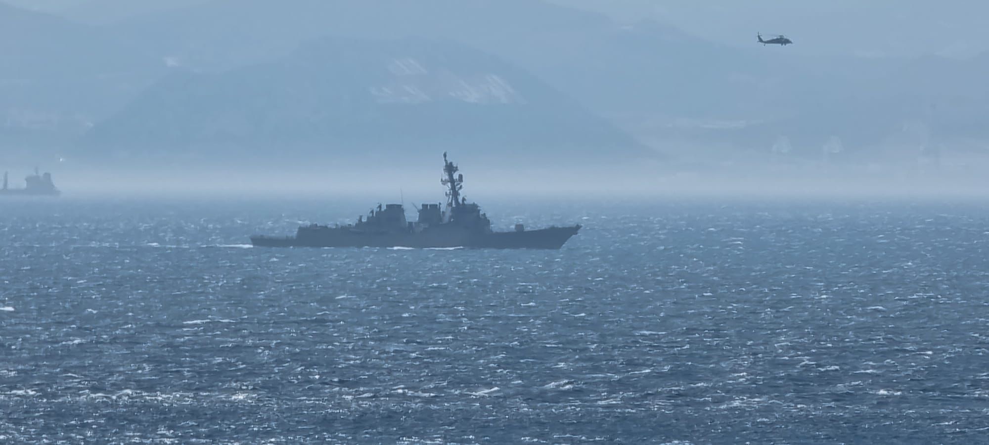 Frigate ‘Santa María’ during the CSG-12 scort