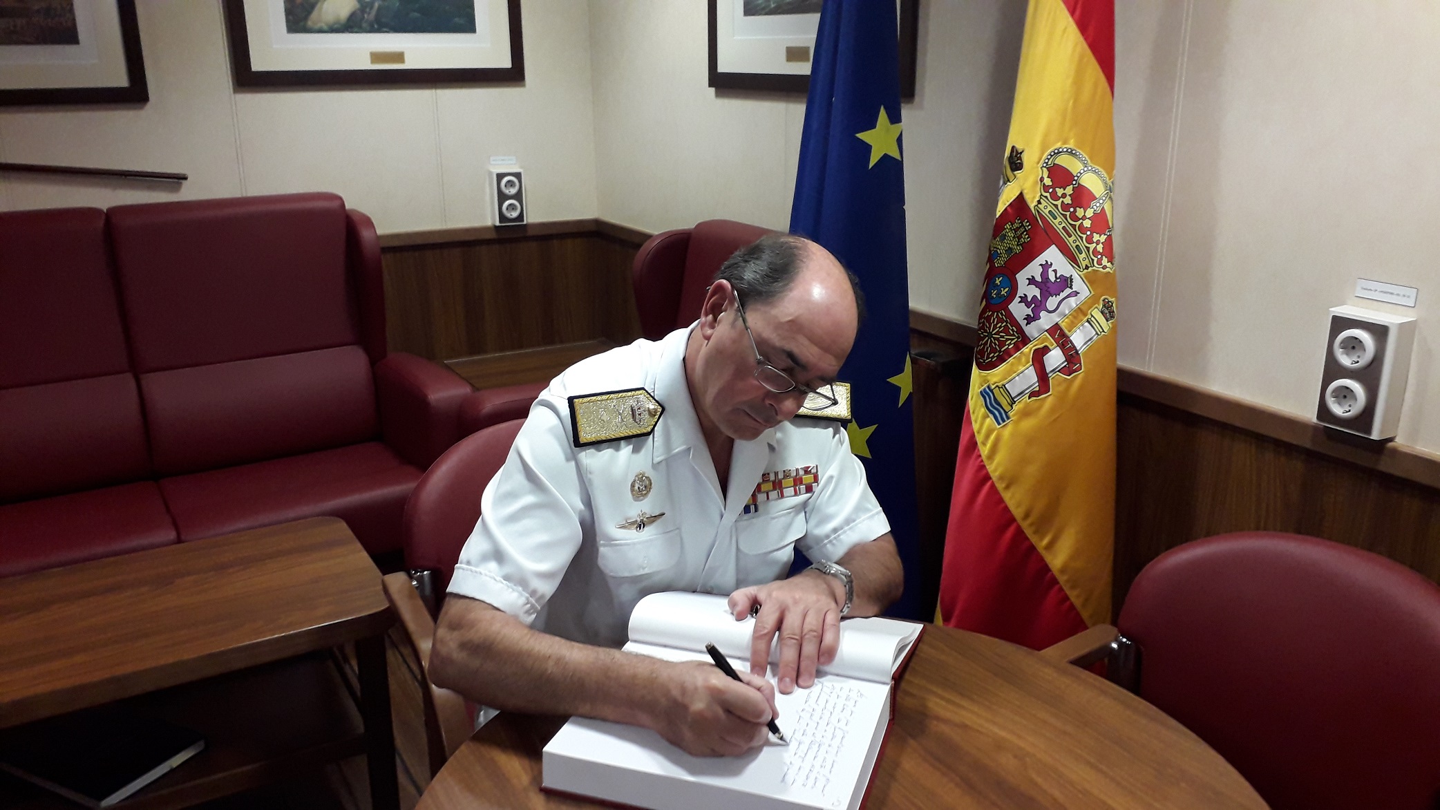 El “Relámpago” releva al “Castilla” en la Operación Atalanta