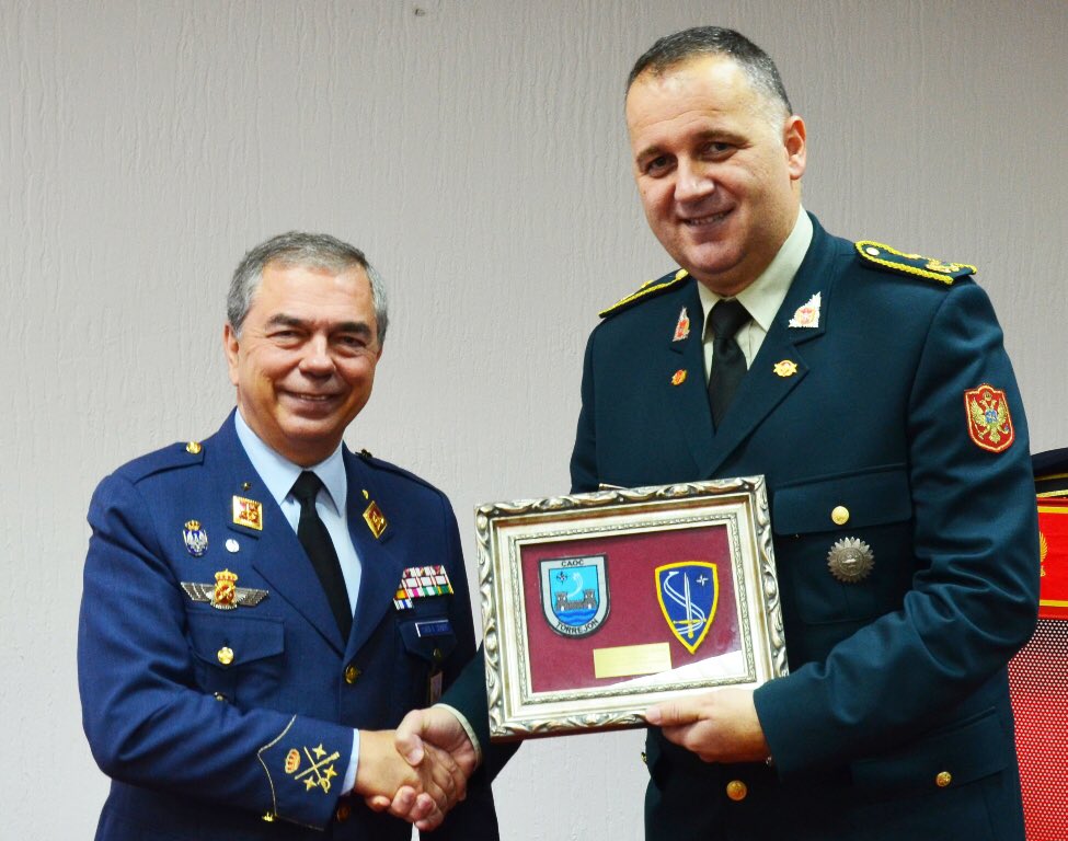 Visita del Comandante del CAOC Torrejón a Albania y Montenegro