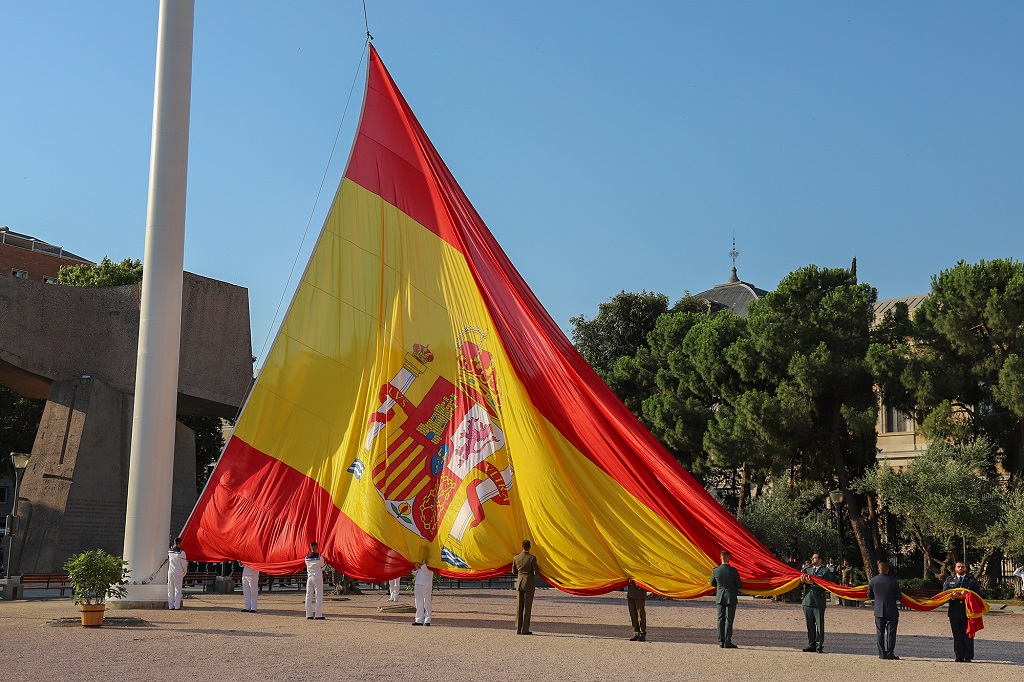 Spain’s flag raising