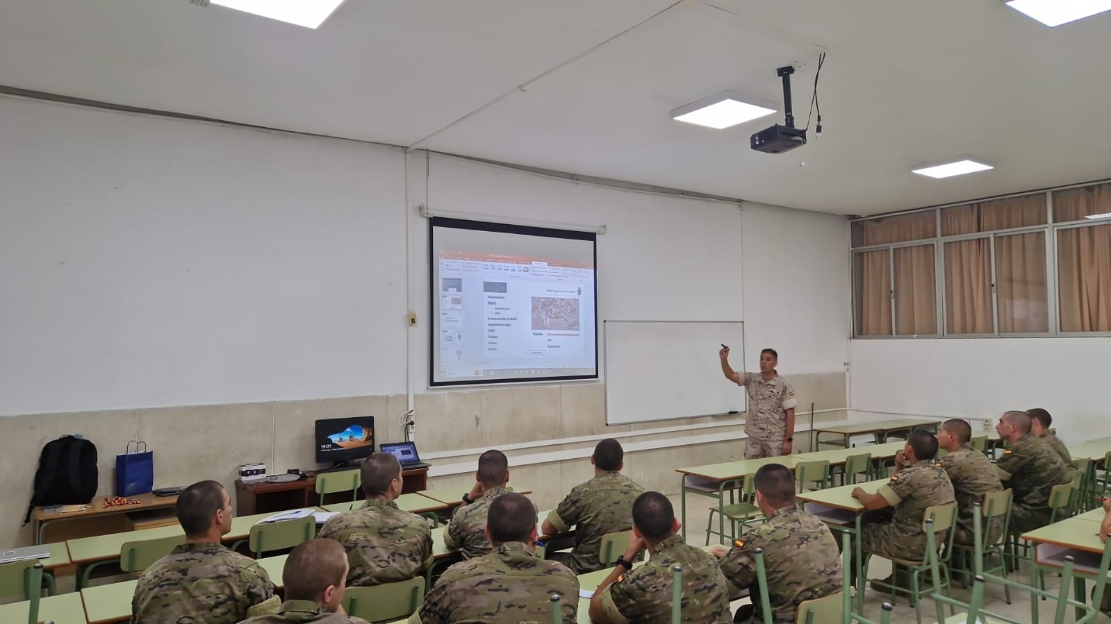 Corporal Major's lecture on the MCCE