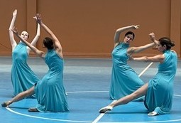 Anna Dzioubenko' centre dancers