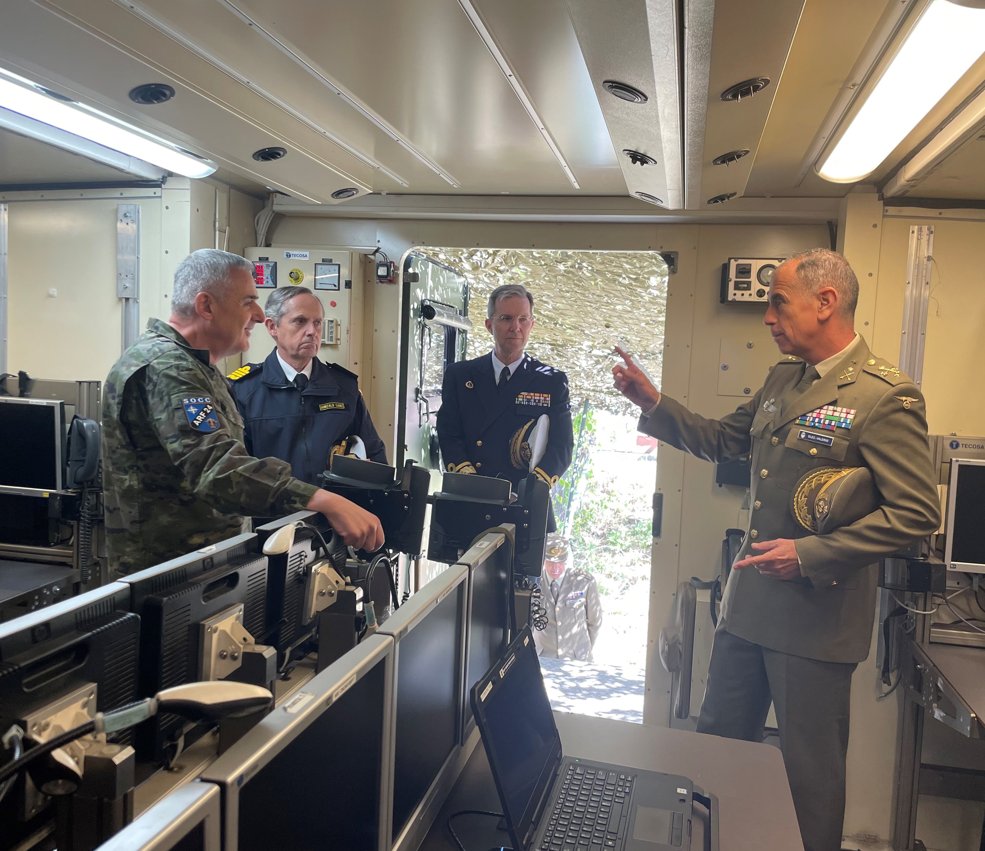 Chairman of the Joint Chiefs of Staff visits the forward command post
