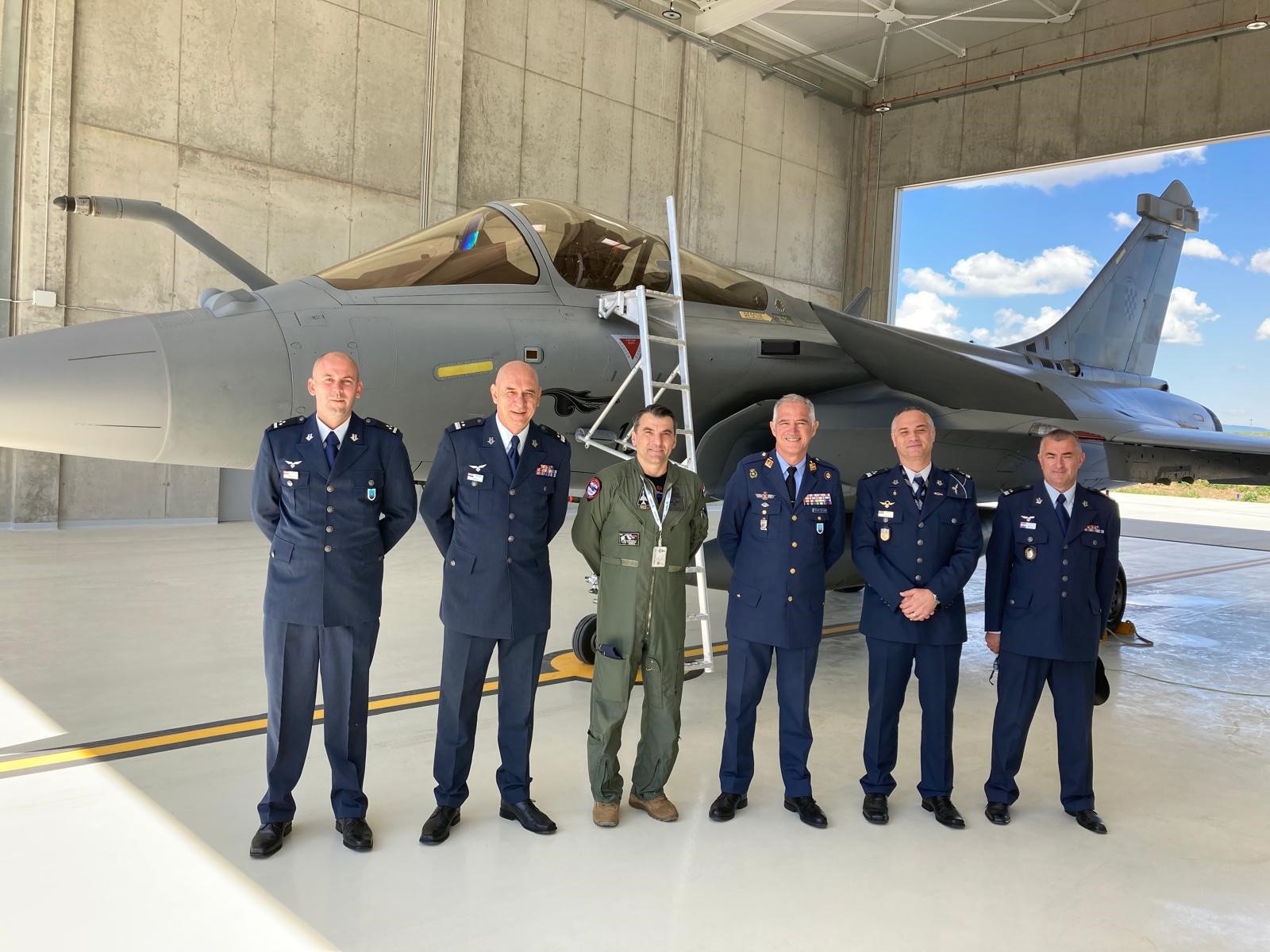 Military authorities with one of the new Croatian Rafales