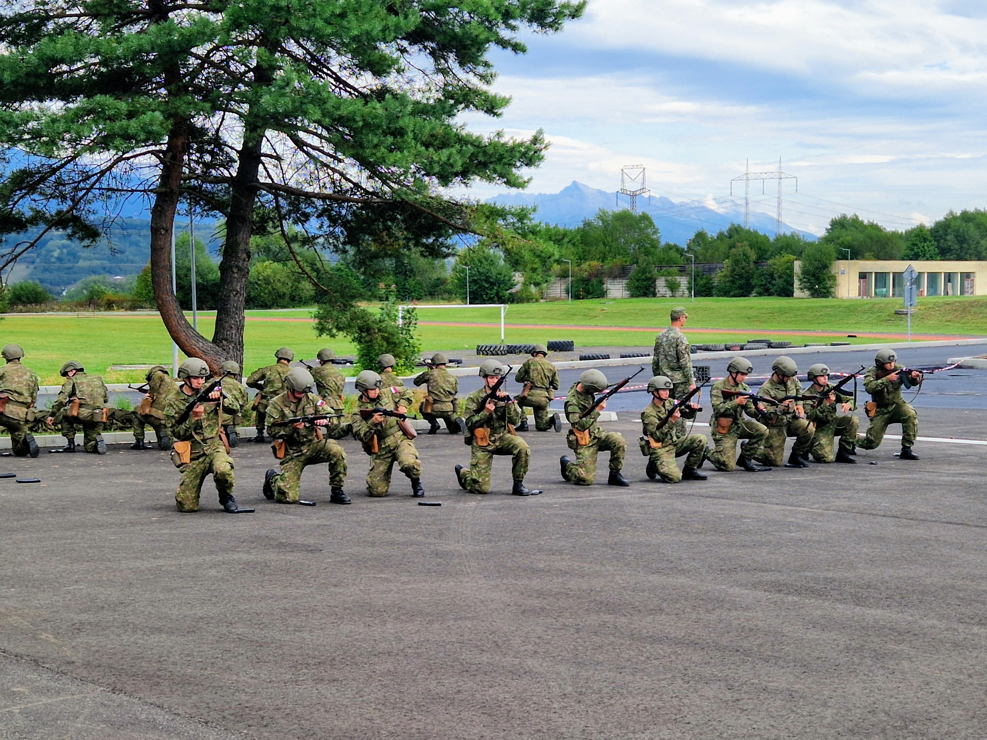 Training at the ‘General Milan Rastisvlav’ Academy