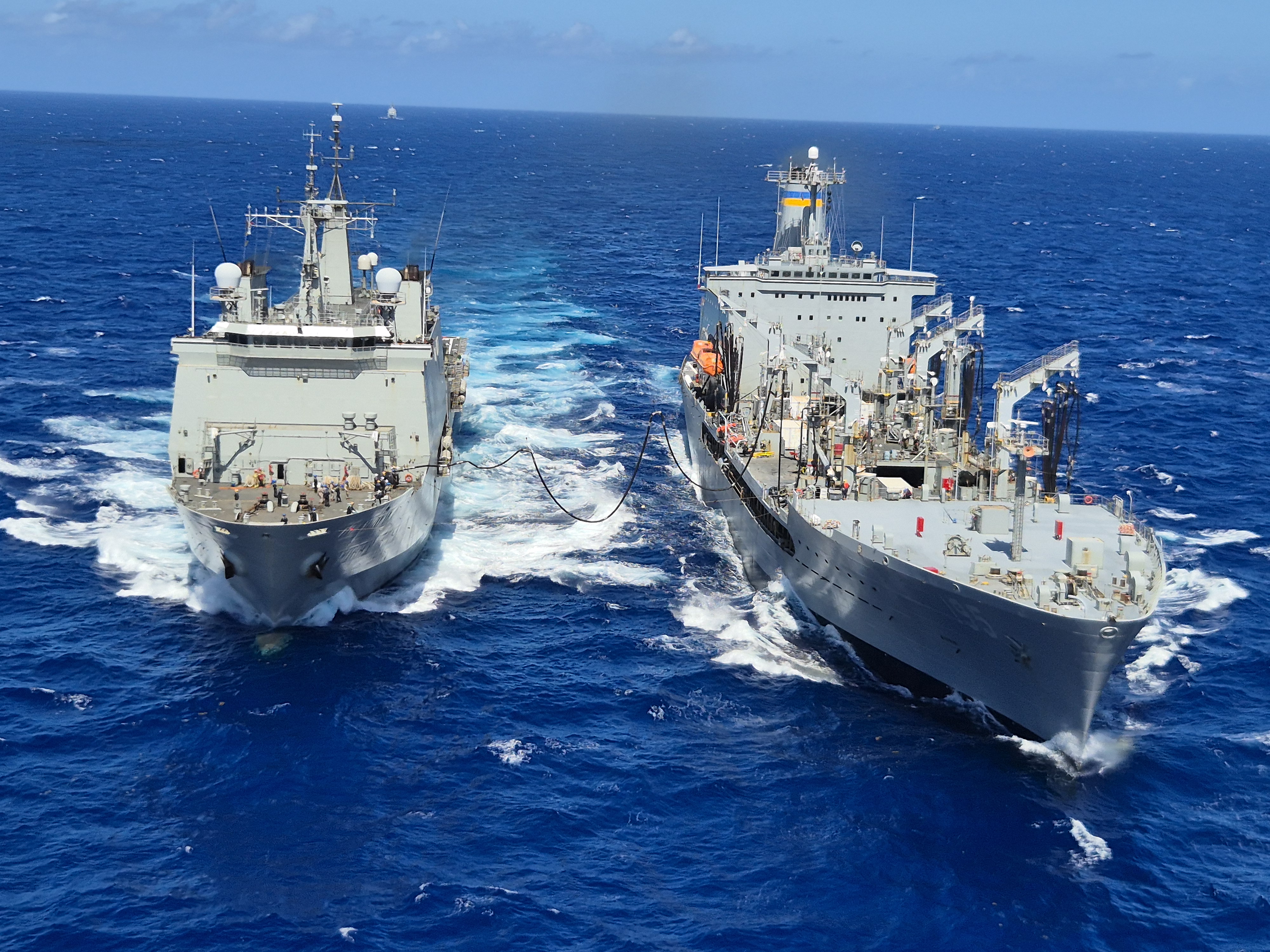 LPD Galicia bunkering with USNS Leroy Grumman