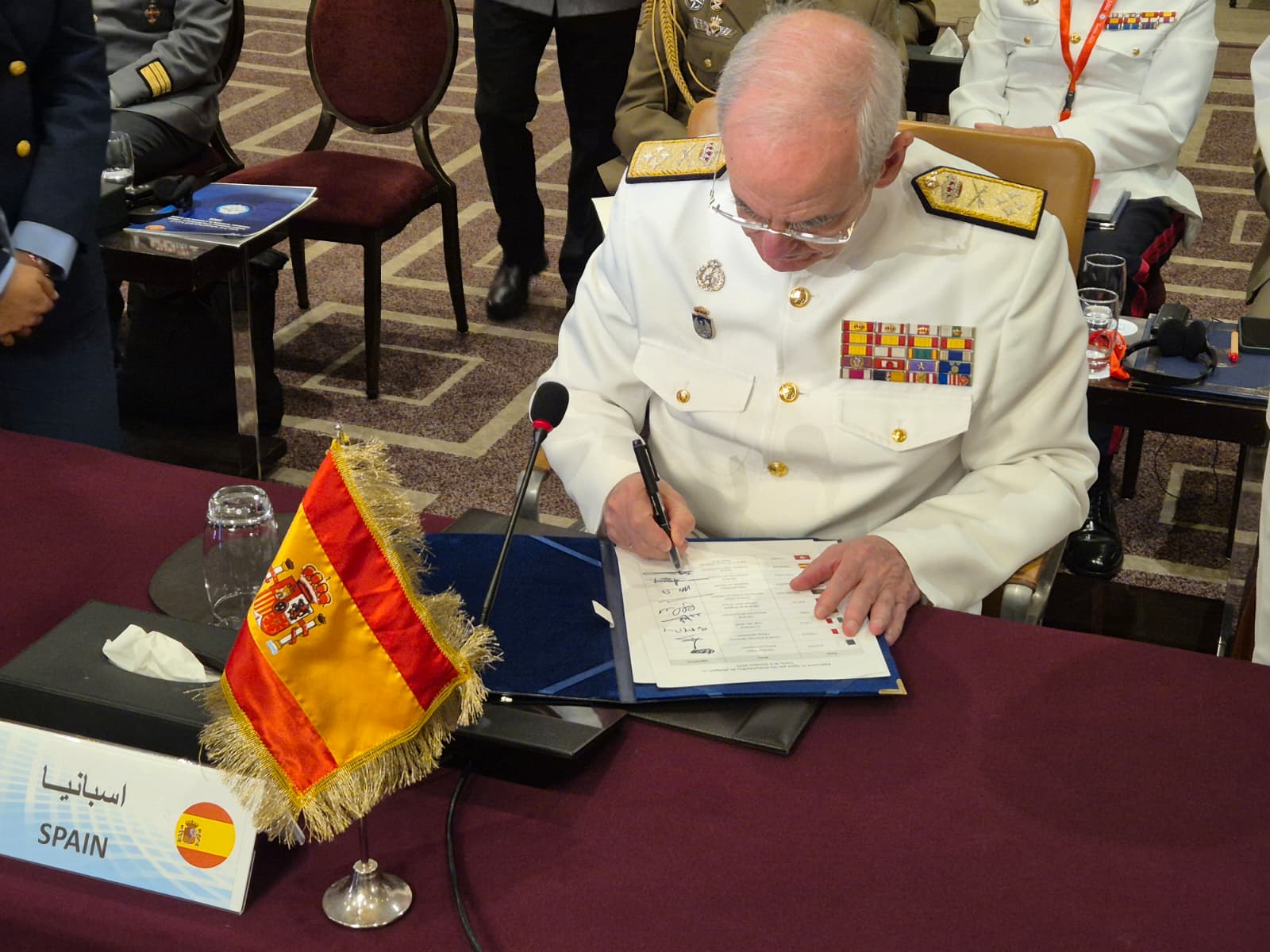 JEMAD firma acta final de la reunión