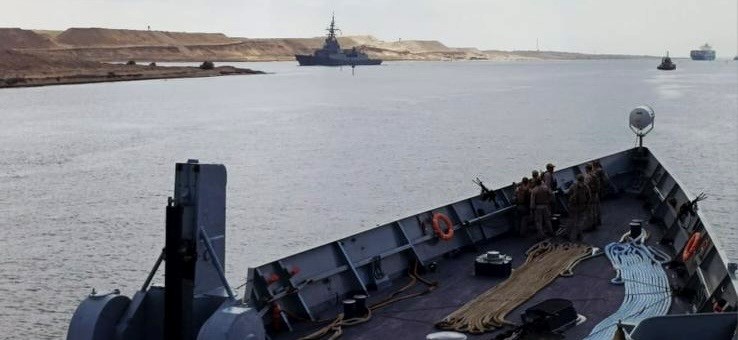 Frigate “Méndez Núñez” from frigate 'Victoria'