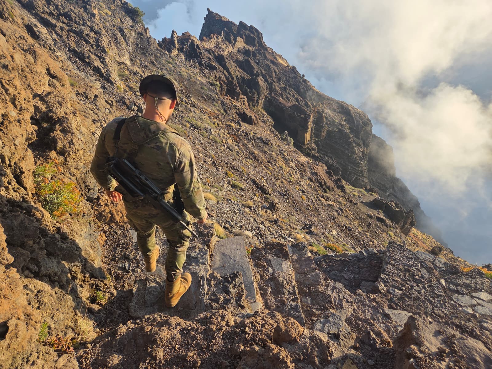 Patrulla en el Roque de los Muchachos