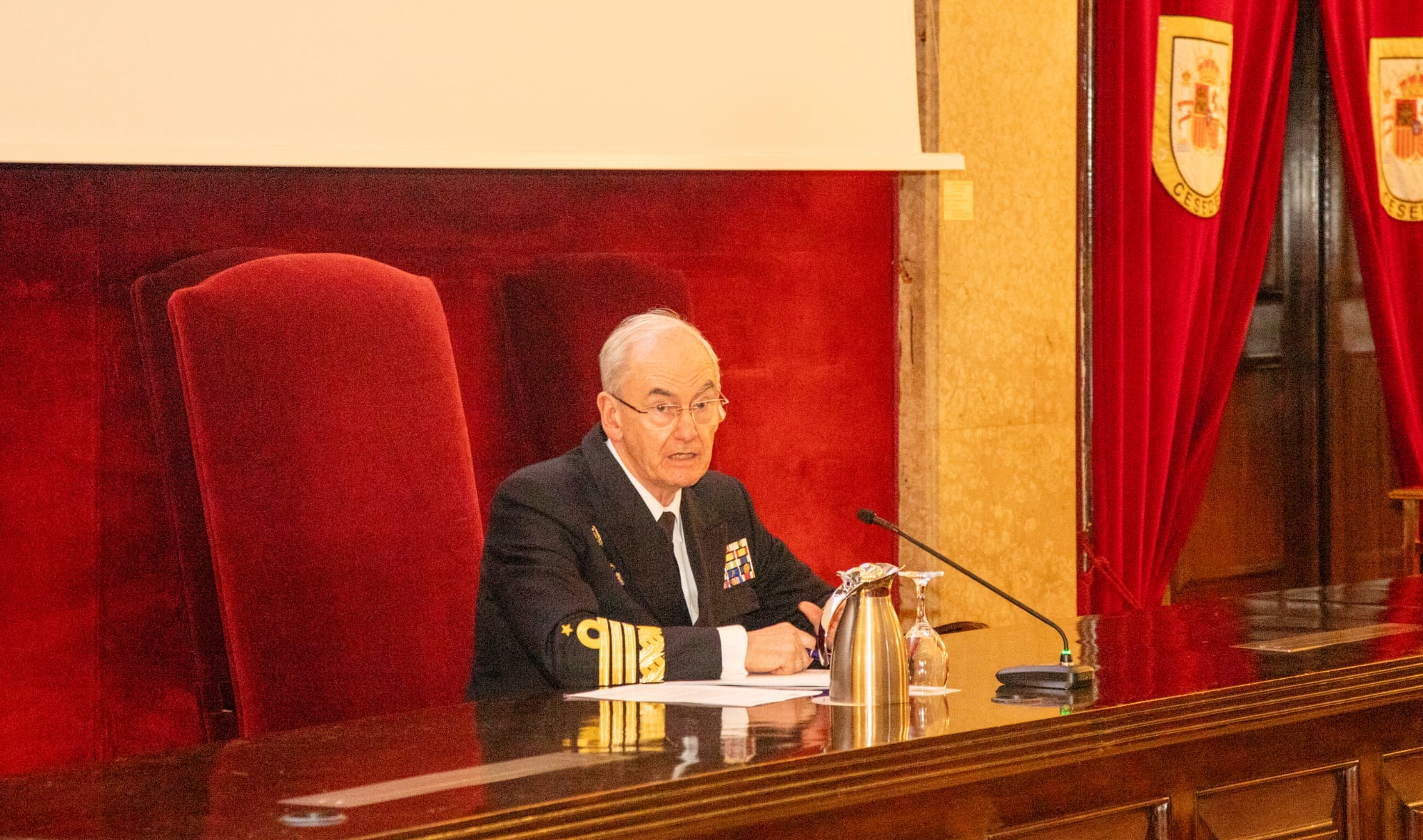 CHOD during the roundtable following the final conference