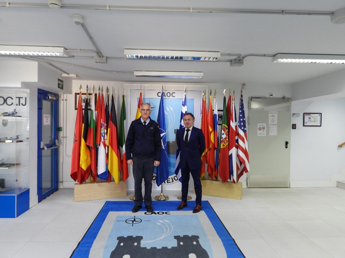 COMCAOC con el embajador de Grecia