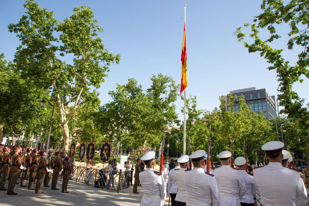 Ceremonia de izado