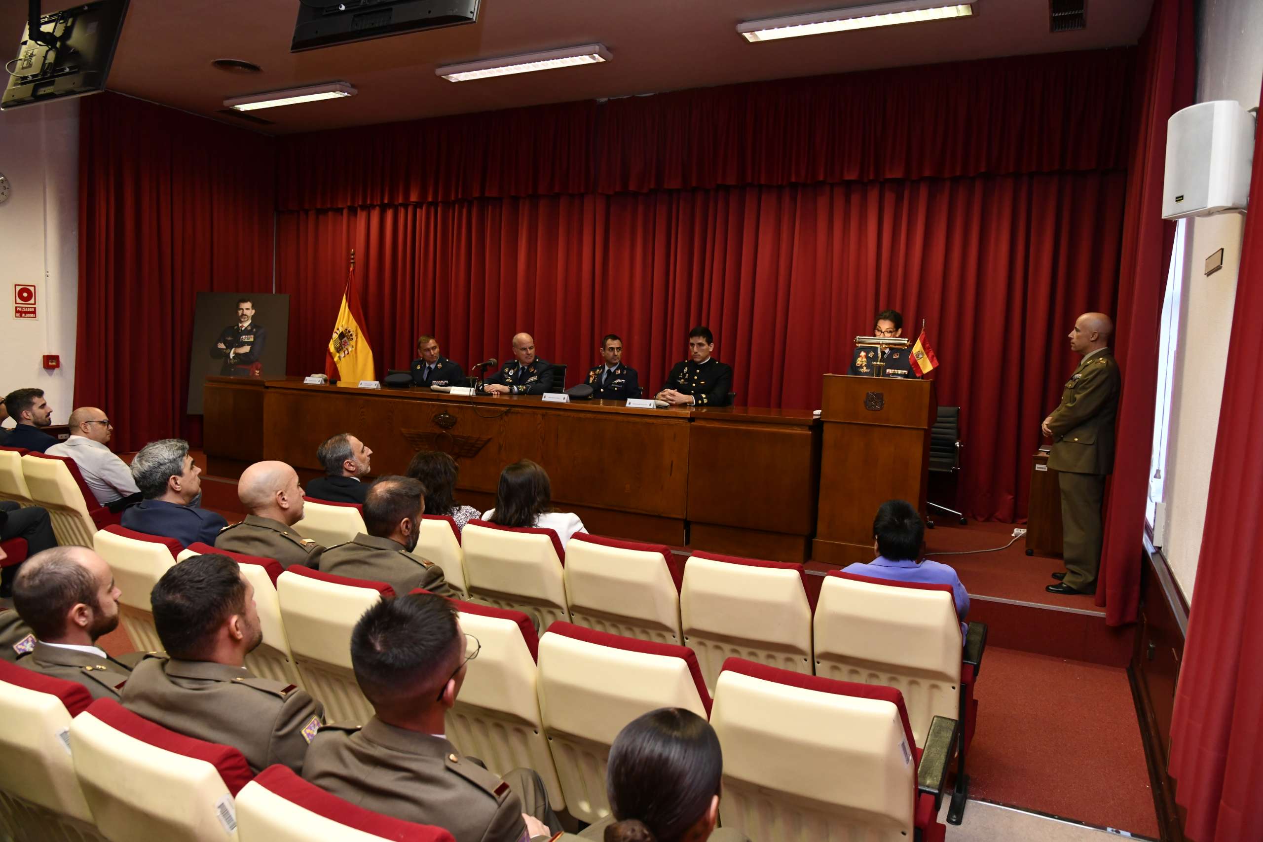 La directora de la EMCO, durante su intervención